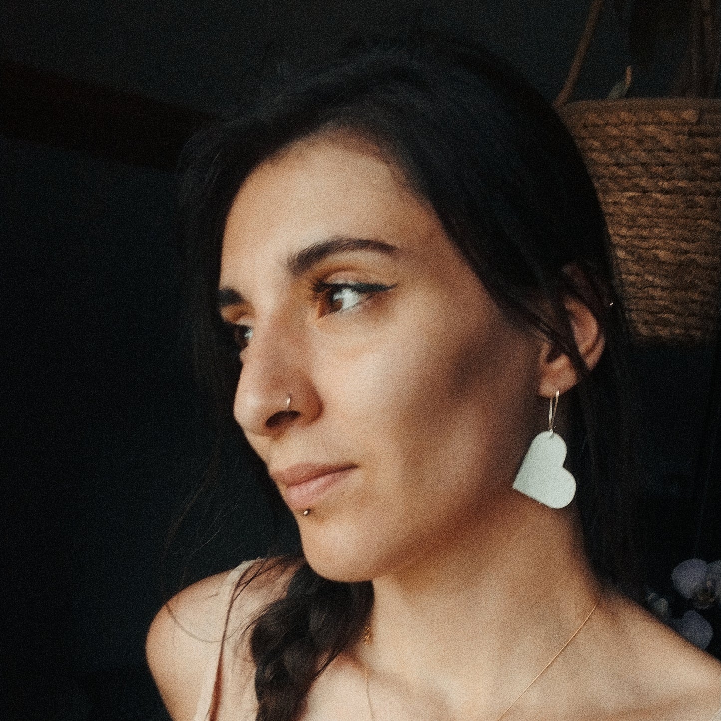 boucle d'oreille cuir blanc coeur acier inoxydable argenté boucle d'oreille coeur